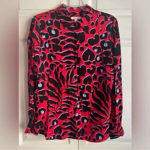 Chico’s Red Twill Animal Print Long Sleeve Button Up Shirt Size 0.5 (6)
